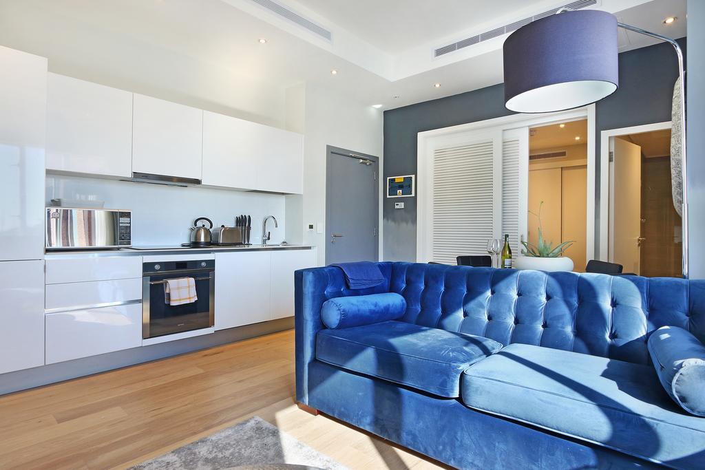 Triangle Luxury Suites By Totalstay Kapstaden Exteriör bild