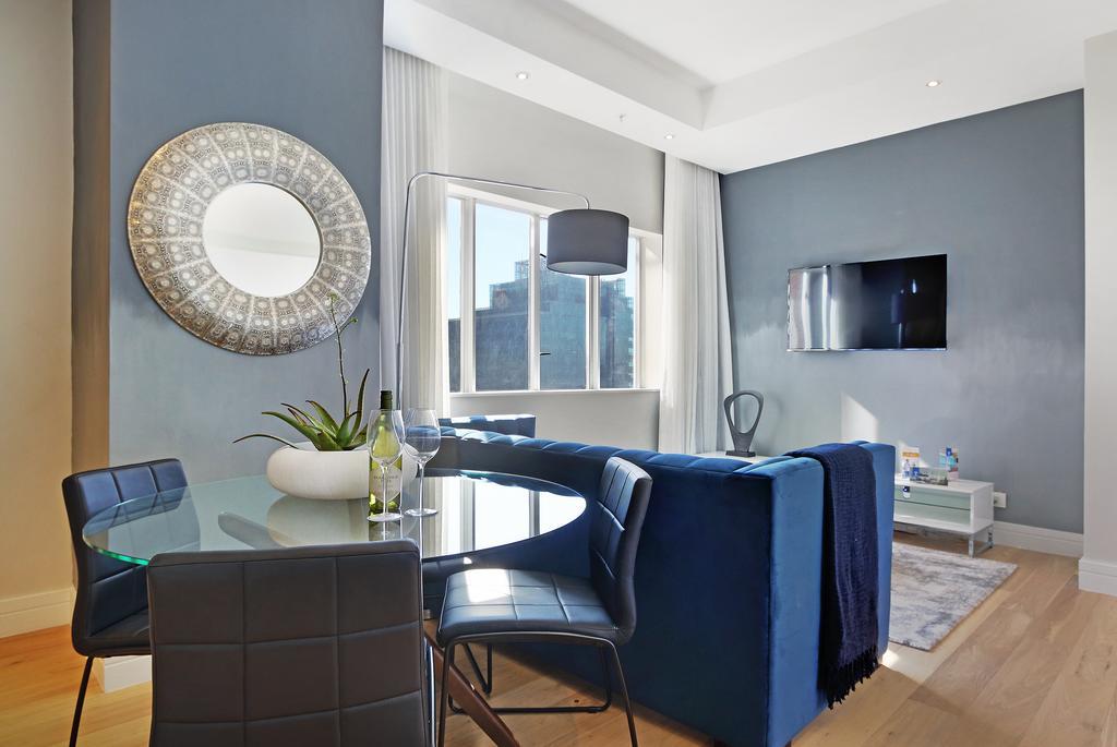 Triangle Luxury Suites By Totalstay Kapstaden Exteriör bild