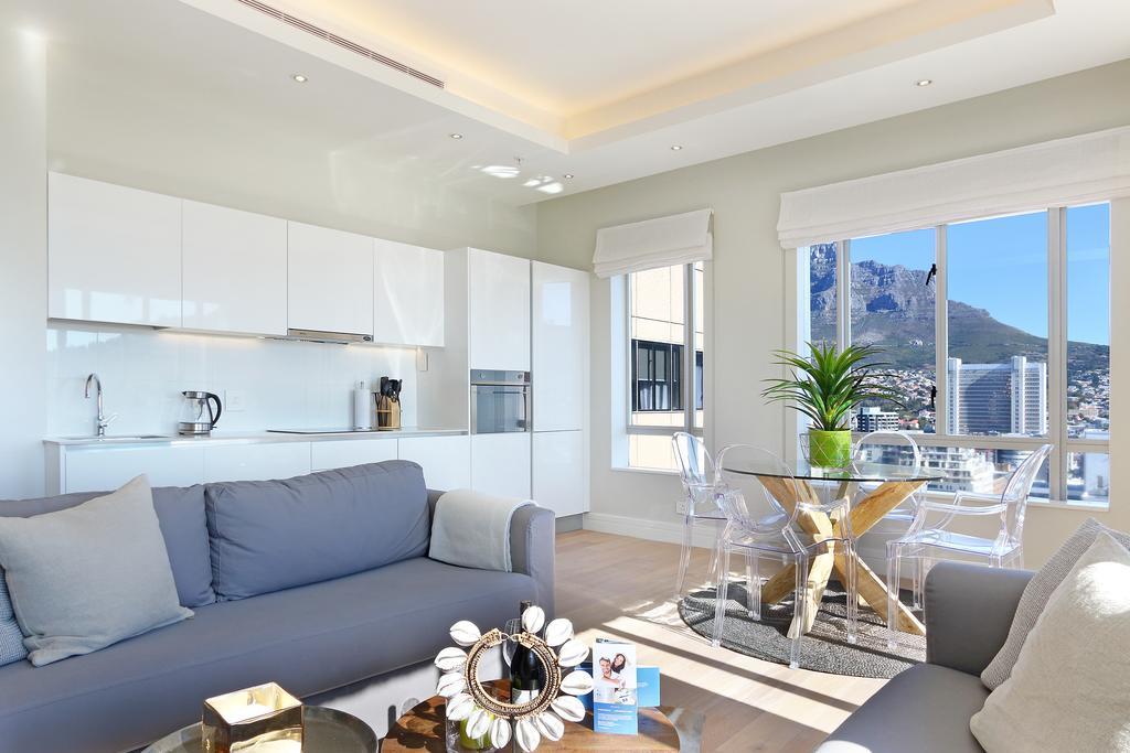 Triangle Luxury Suites By Totalstay Kapstaden Exteriör bild