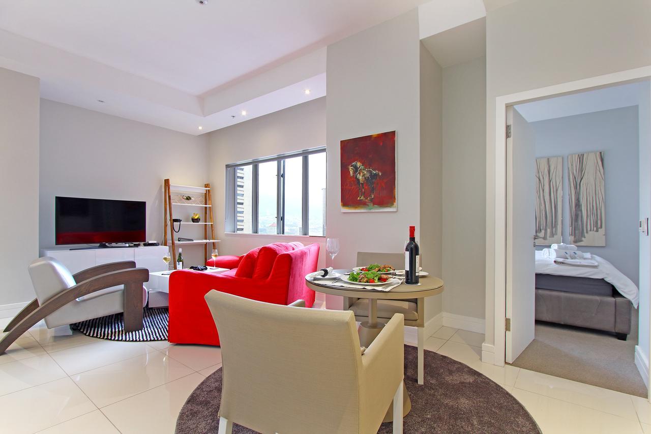Triangle Luxury Suites By Totalstay Kapstaden Exteriör bild