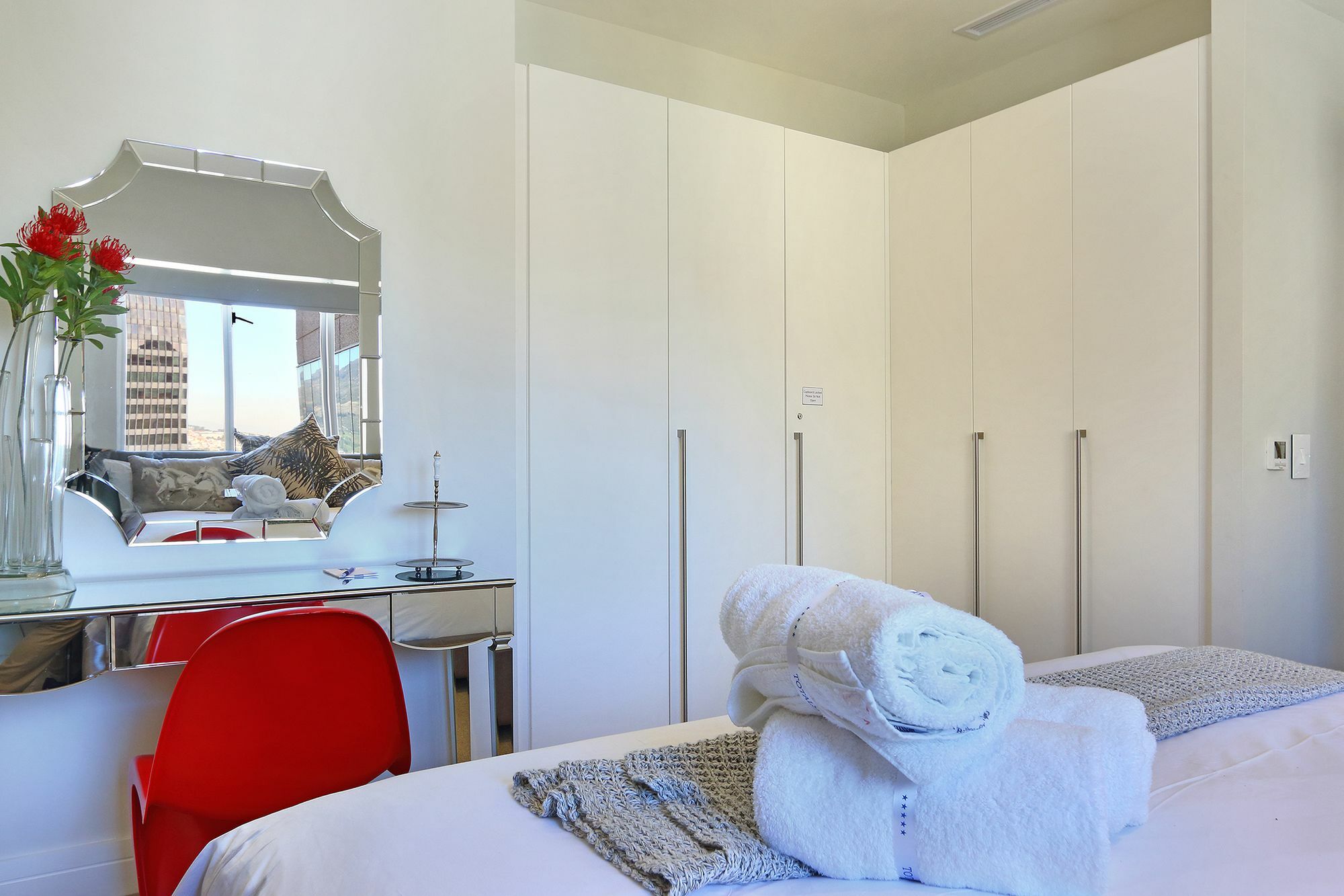 Triangle Luxury Suites By Totalstay Kapstaden Exteriör bild