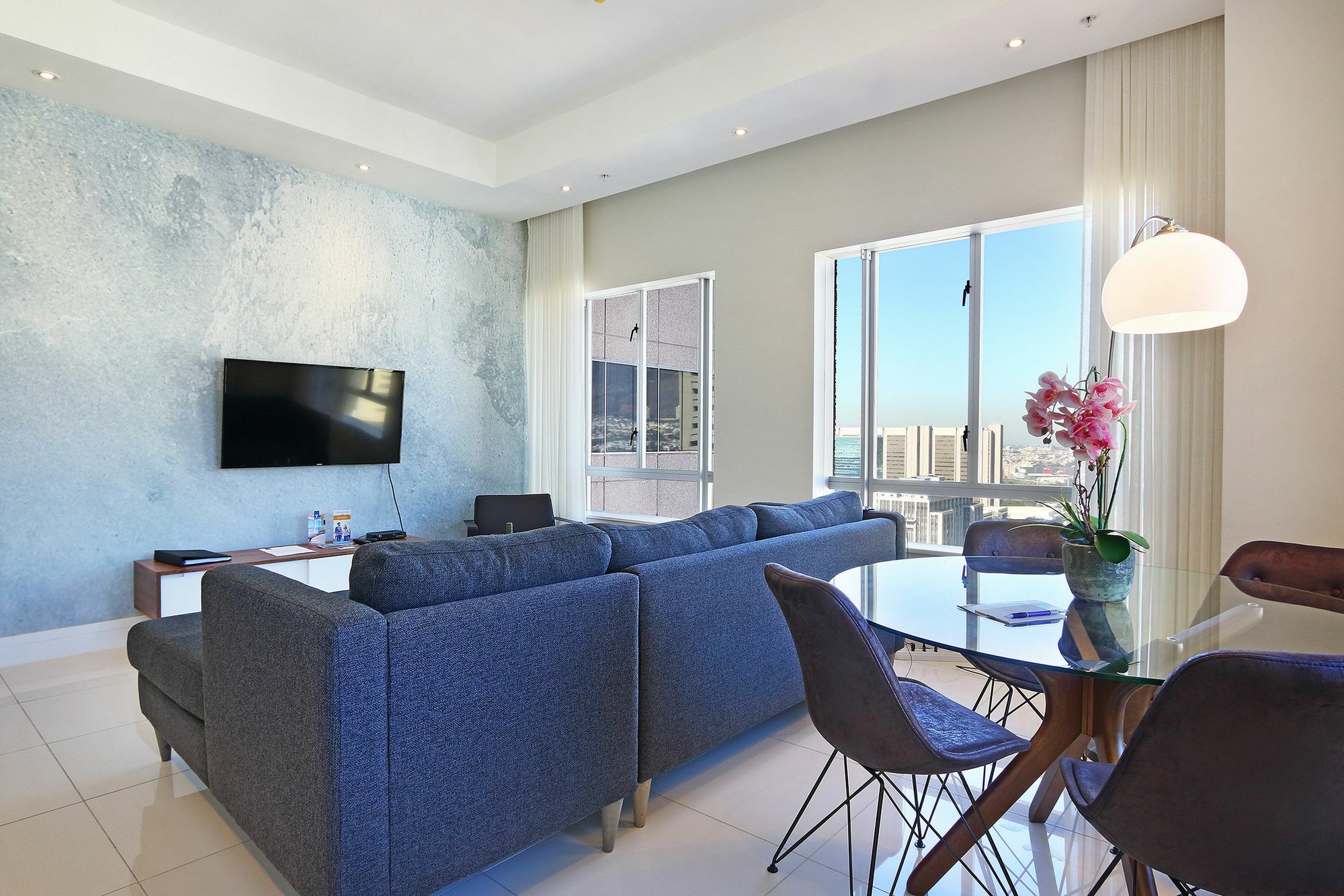 Triangle Luxury Suites By Totalstay Kapstaden Exteriör bild