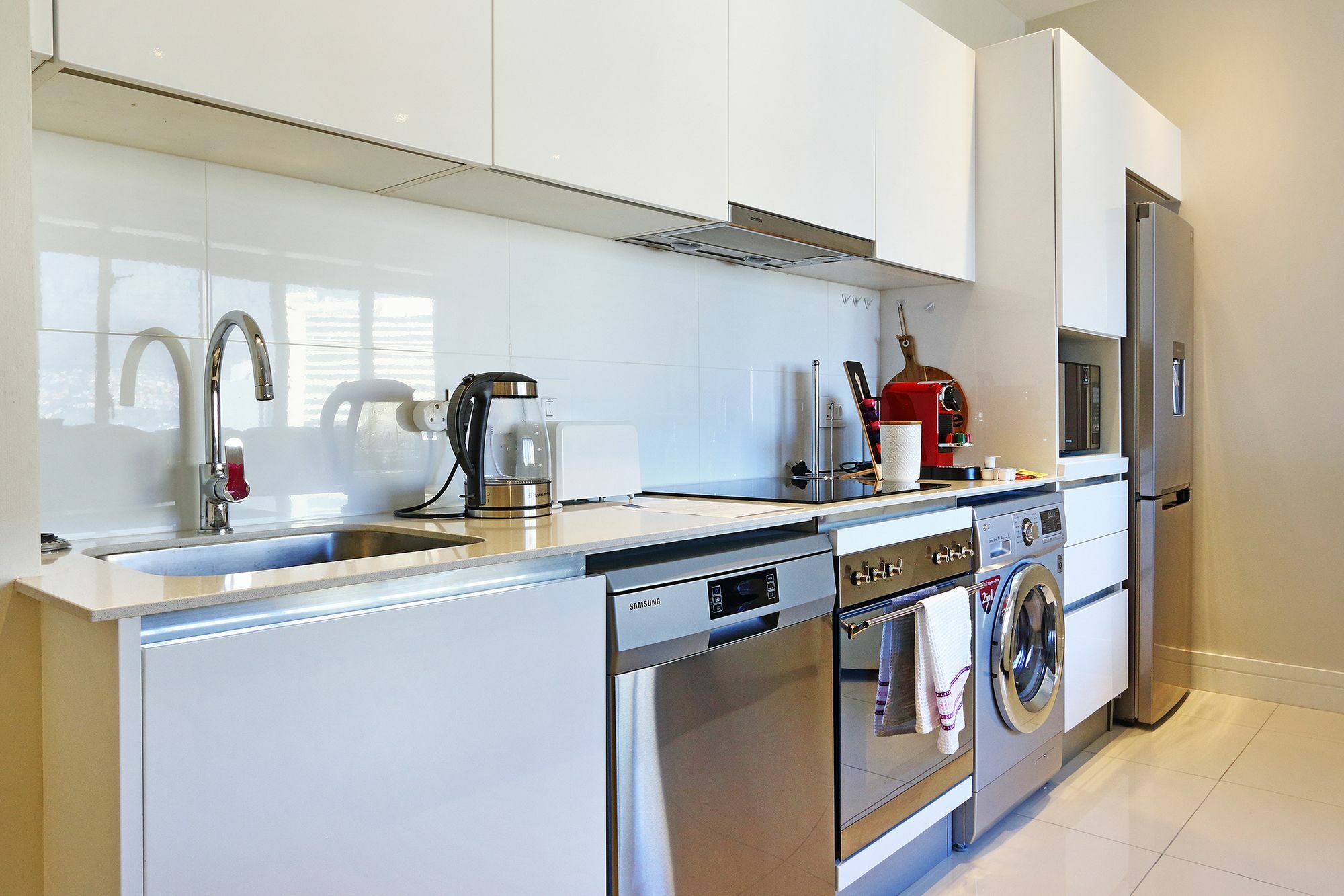 Triangle Luxury Suites By Totalstay Kapstaden Exteriör bild