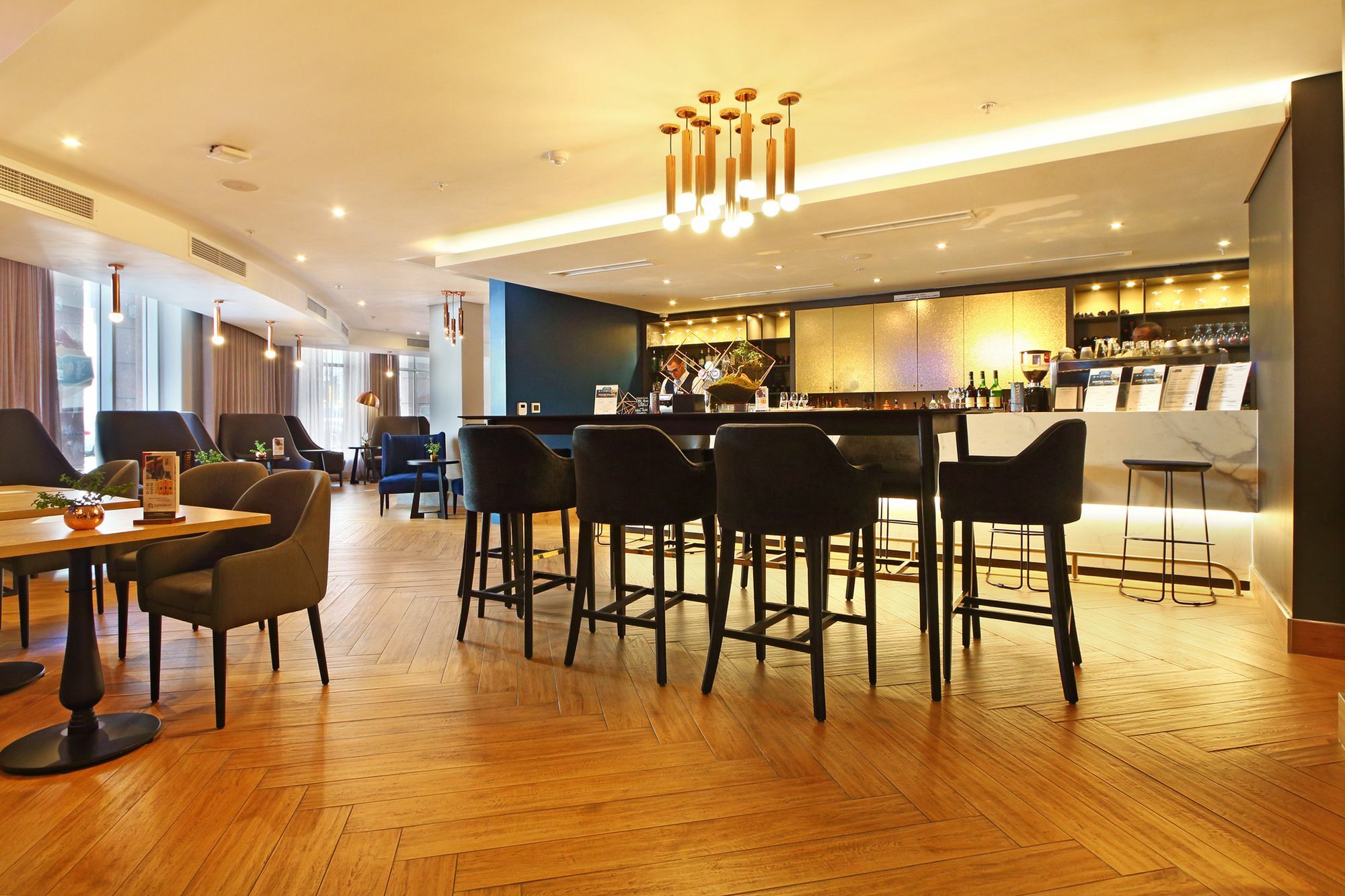 Triangle Luxury Suites By Totalstay Kapstaden Exteriör bild