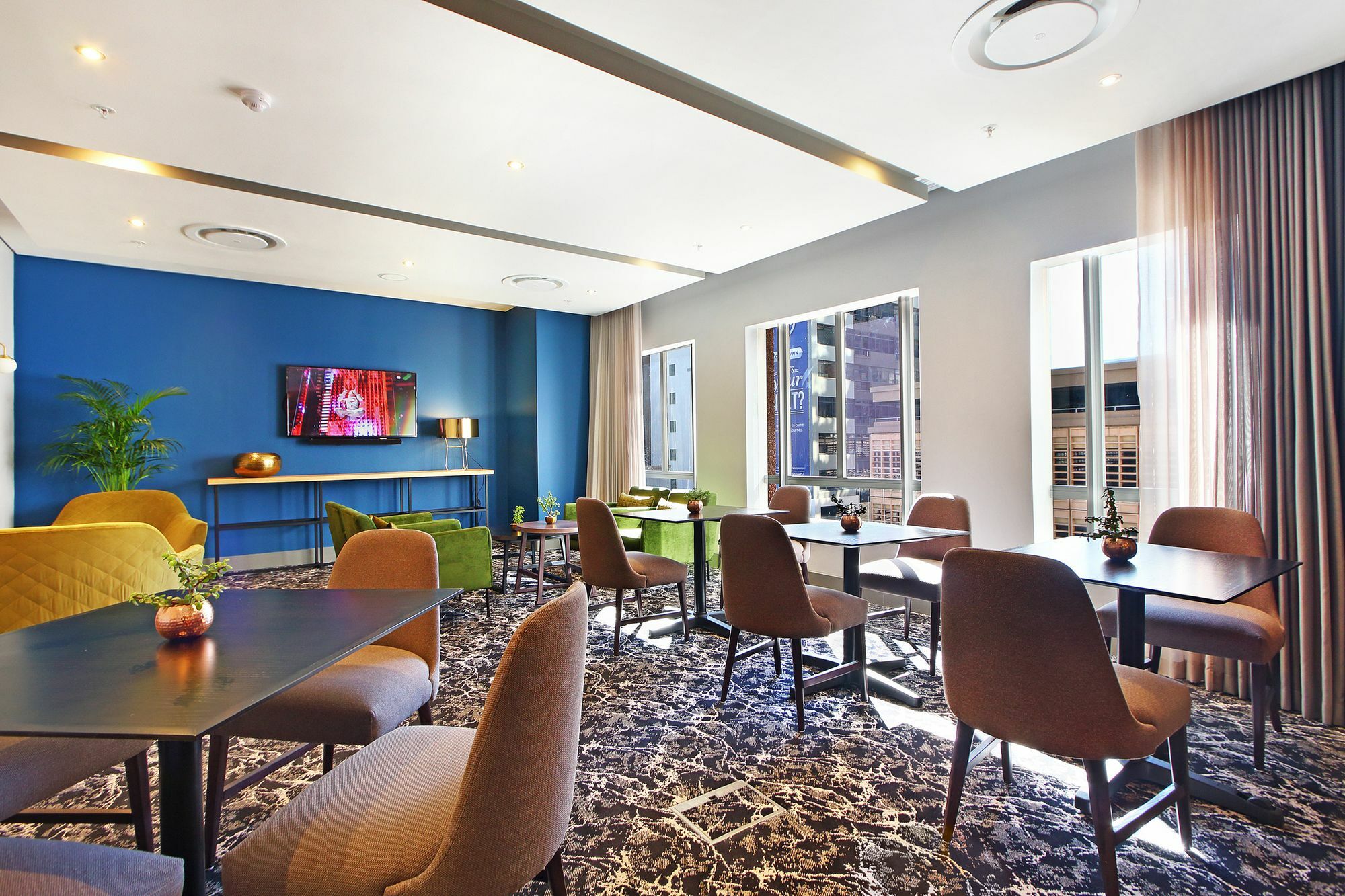 Triangle Luxury Suites By Totalstay Kapstaden Exteriör bild