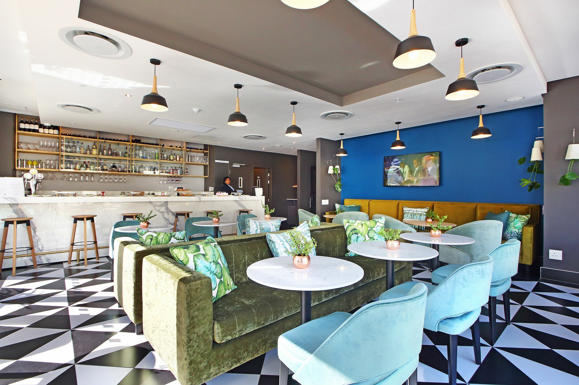 Triangle Luxury Suites By Totalstay Kapstaden Exteriör bild