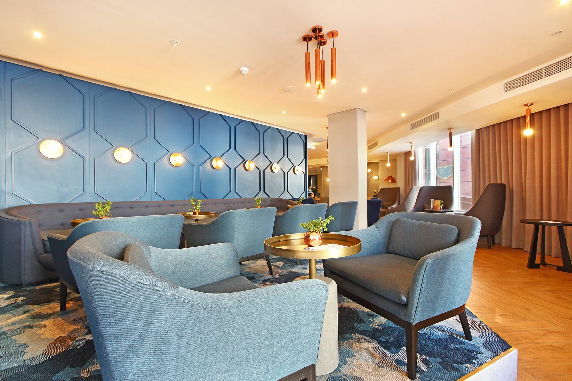 Triangle Luxury Suites By Totalstay Kapstaden Exteriör bild